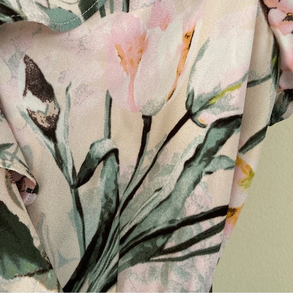 DN Designs Floral Ruffles High Low Short Sleeves Dress Tulips Hydrangeas - Picture 4 of 13